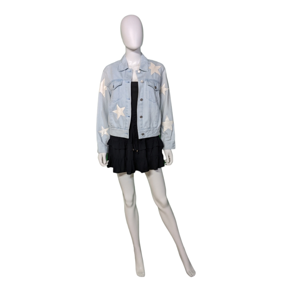 Le Lis Collection Star Patch All Around Denim Jacket Light Denim White S…